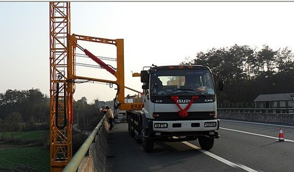 桥检车免费午夜福利视频