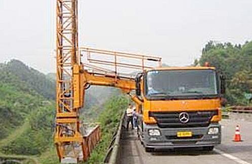 桥梁午夜精品久久久久久久99